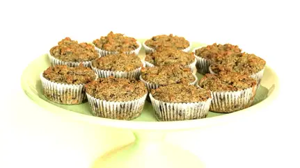 Muffins de Semilla de Calabaza y Cebolleta Delicioso Bocadillo Salado Pan Horneado Saludable Sabor a Cebolleta Semilla de Calabaza Crujiente Bocadillo Saludable Ingredientes Naturales Horneado Saludable Textura de Muffin Bocado Satisfactorio Bocadillo Ayurvédico Aroma a Tomillo Tratamiento Nutritivo Comida Ayurvédica Ayurveda